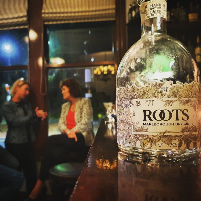 Roots Dry Gin Roots Dry Gin